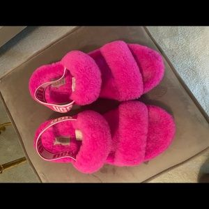 UGGs fluff yeah slides. Hot Pink and comfortable